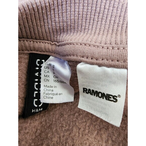 RAMONES Sweatshirt 2024 Size Small Punk Rock Dusty Rose - Picture 6 of 8